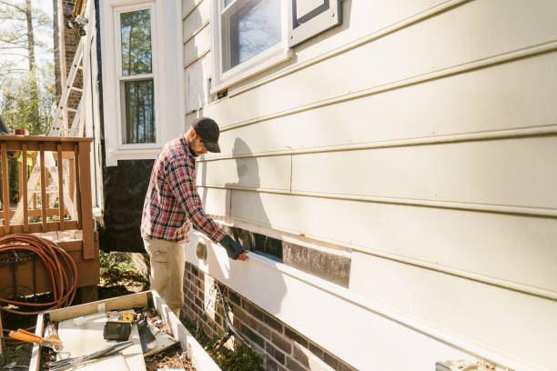 Top rated local Emergency Siding Repair specialists in Patchogue, NY